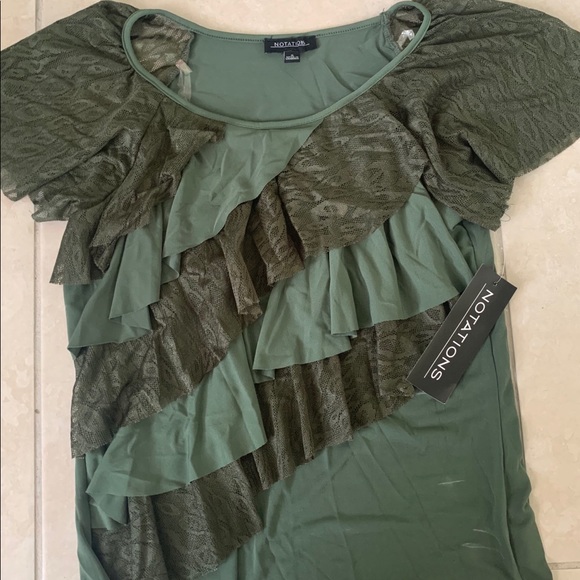 Notations Tops - 🥳 3 for $30! Notations Green Shirt